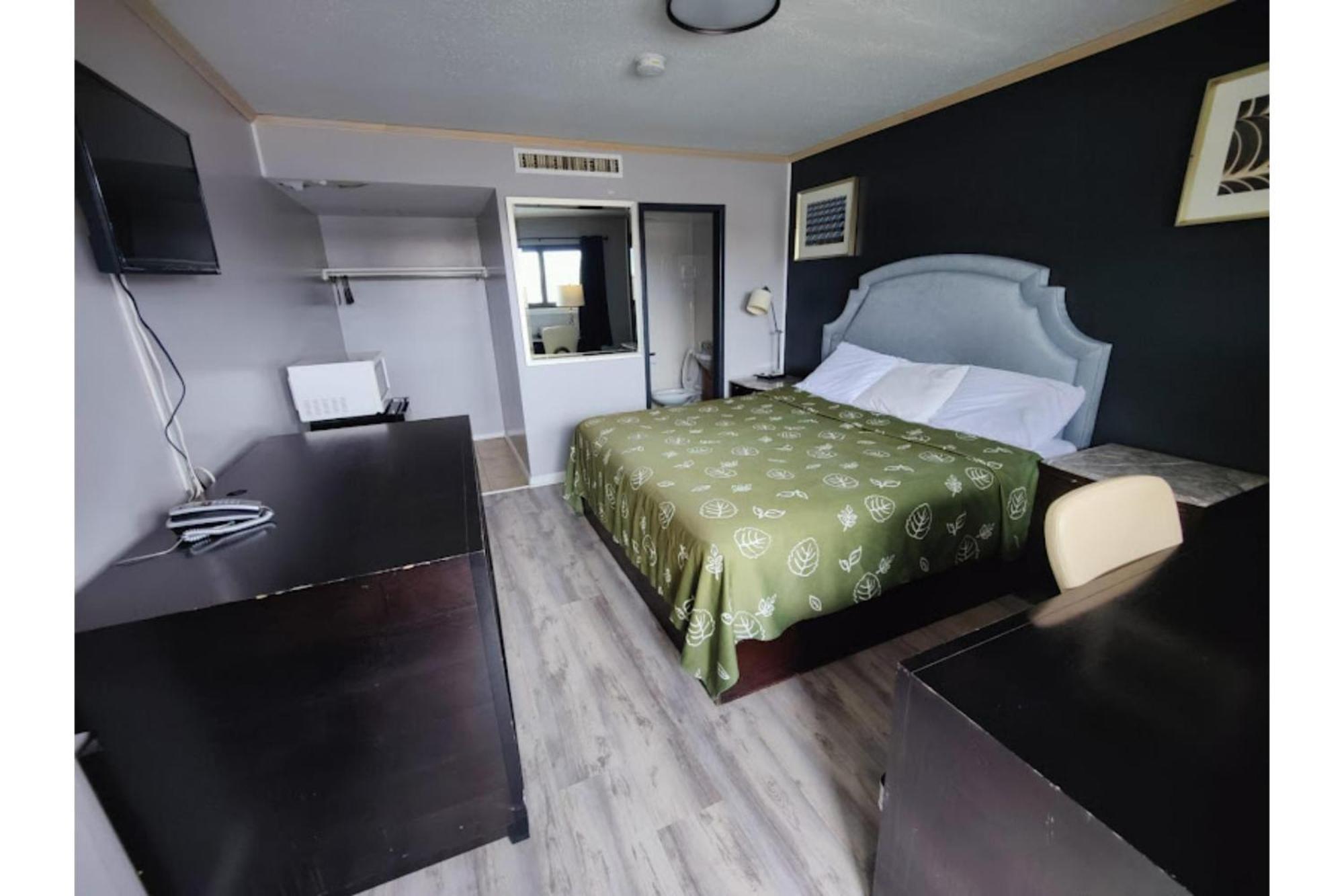 Oyo Hotel Edgebrook Chicago North Shore 외부 사진