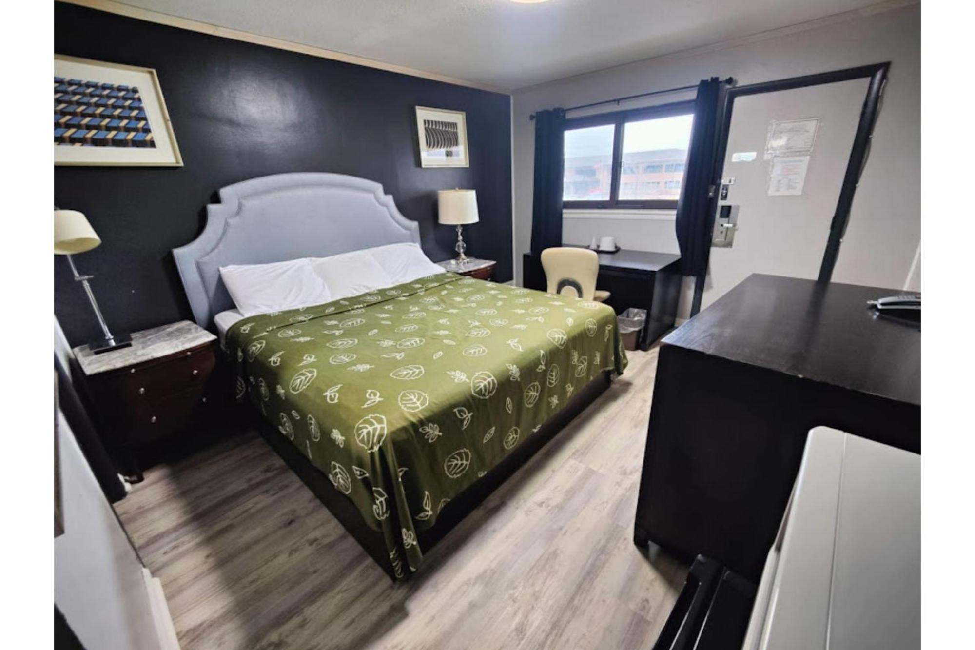 Oyo Hotel Edgebrook Chicago North Shore 외부 사진