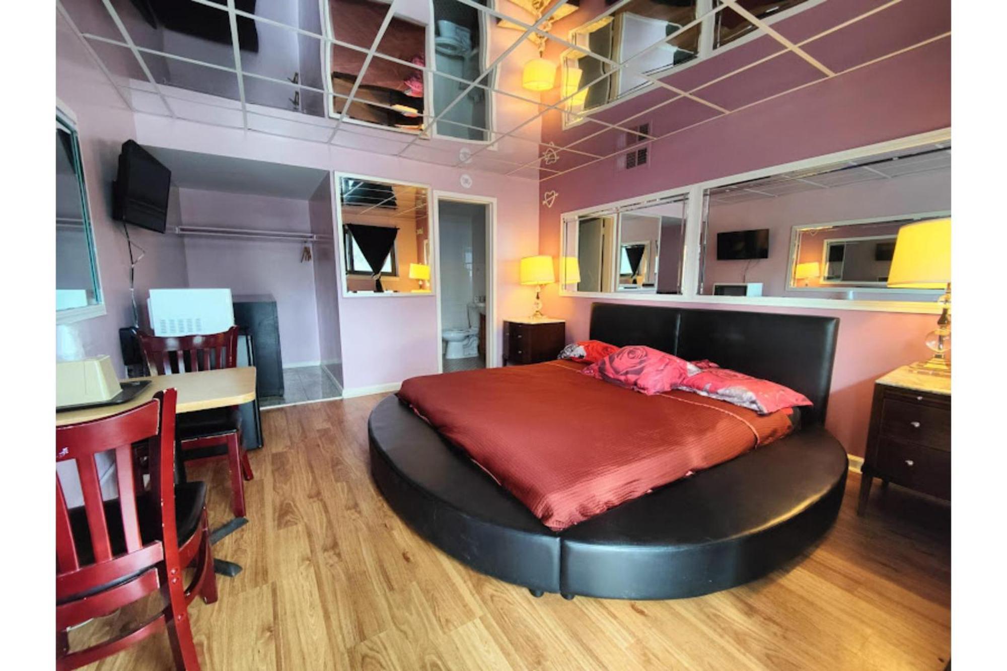 Oyo Hotel Edgebrook Chicago North Shore 외부 사진